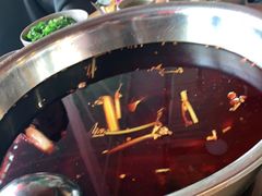 -肖肖酸萝卜鱼火锅(总店)
