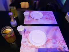 -樱花里音乐餐吧·牛扒椰子鸡(东圃店)
