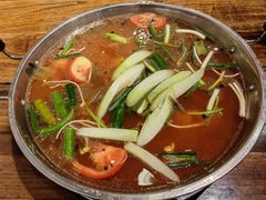 -亮欢寨酸汤鱼(沙冲路店)