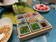 -靓海海鲜火锅(水上湖边观景店)