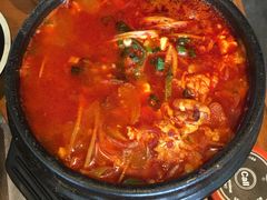 海鲜豆腐汤-八福力韩国休闲餐厅(泉舜店)
