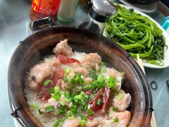-容里煲仔饭(利丰北路店)
