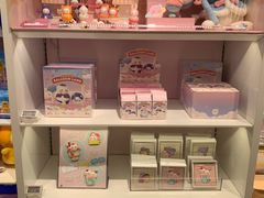 -泡泡玛特POPMART(国金街店)