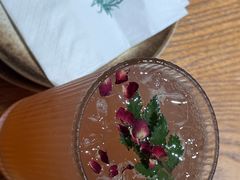 白桃接骨木花苏打-Rosemary·纽西兰简餐(江南西店)