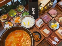 -银米·云南传统过桥米线(双廊黑金冠店)