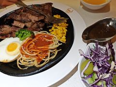 -汤姆家的牛排意面披萨(融创茂店)
