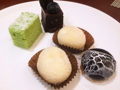 点心-源·咖啡自助餐厅·海鲜·烧烤·三文鱼(海口华彩洲际酒店)