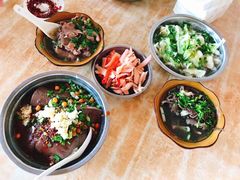 -周记翘脚牛肉