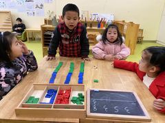 -瑞恩宝感统训练·语言提升·蒙氏托育中心