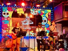 -Famous肥猫墨西哥音乐餐吧(五棵松华熙LIVE店)