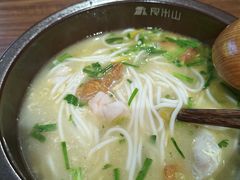-良米山·云南野生菌过桥米线(上海首店)