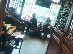 大堂-川中故事·成都老火锅(东书房店)