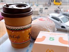 -麦当劳(展览路店)