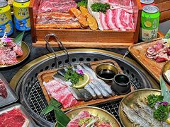 -何发发和牛烧肉·鳗鱼榴莲放题自助(乐峰广场店)