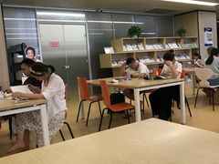 -杭州滨江区图书馆科技分馆