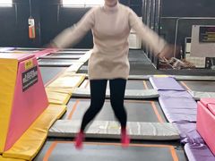 -嘿哟动霸CHUA·新潮玩运动娱乐中心·蹦床滑冰团建乐园
