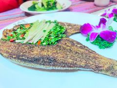 -香巴拉云南餐厅(华莱坞店)