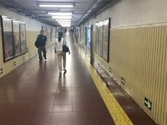 -建国门(地铁站)
