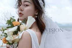 -乐派诗婚纱摄影