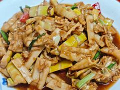 -芦茨金富饭庄·25年老字号·专做稻草鸡