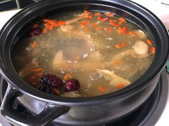 -蘑统田下·野生菌火锅
