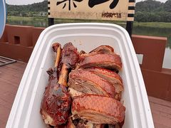 -王浩儿纪六孃甜皮鸭(乐山总店)