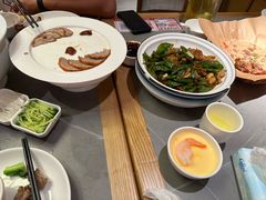 -褚记烤鸭·南京家常菜(雨花客厅店)