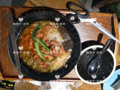 -八月美食小馆(银泰城总店)