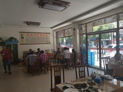 大堂-王学胜肉饼