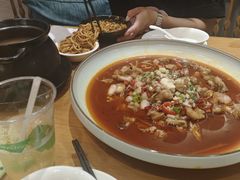 -莲餐厅·湖北菜·潜江小龙虾店(愚园路店)