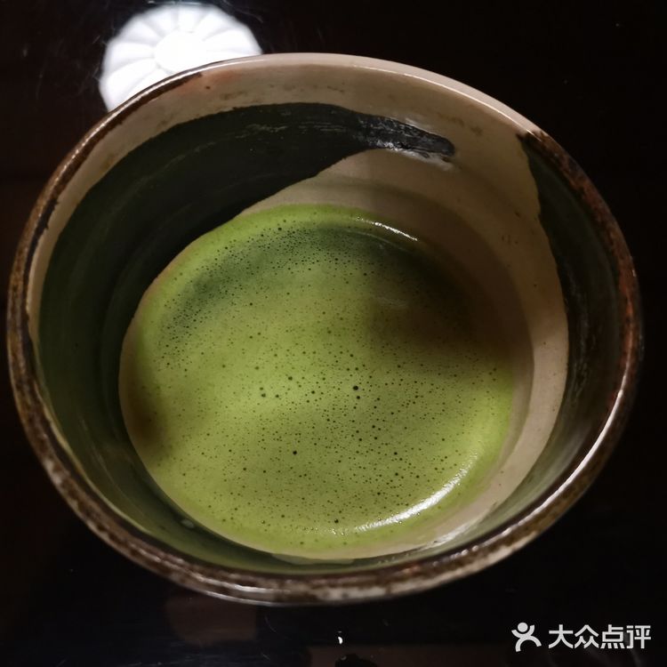 可以毫无疑问地说，吉兆的怀石料理就是登峰造极的最佳代表