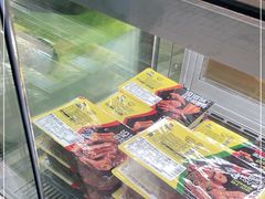 -周黑鸭(北京海淀区中关村店)