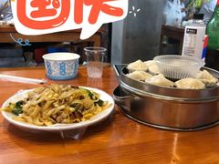 炒粉面-十里铺铁板鱿鱼