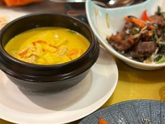 黄咖喱鸡块-玖月时尚泰式餐厅