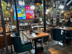 -临界音乐酒馆·小龙虾·江湖菜(华熙LIVE·鱼洞店)