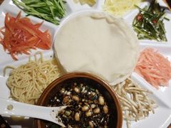 -野山舂·贵州现舂酸汤牛肉(鸿通城店)