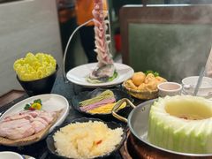 -得意咚瓜·顺德鱼生·冬瓜火锅(深圳首店)