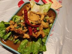 -肥肥虾庄·金牌油焖大虾(杨园滨江时代walk店)