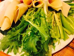 -闯关东东北农家菜(崂山石老人店)