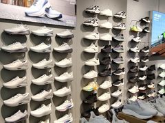 -安踏特卖场(悦喜客来广场店)