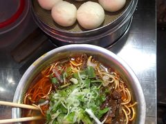 红油牛肉面-薛记襄阳香辣牛肉面(平安路店)