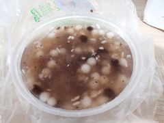 -芳婆糕团店(王府大街店)