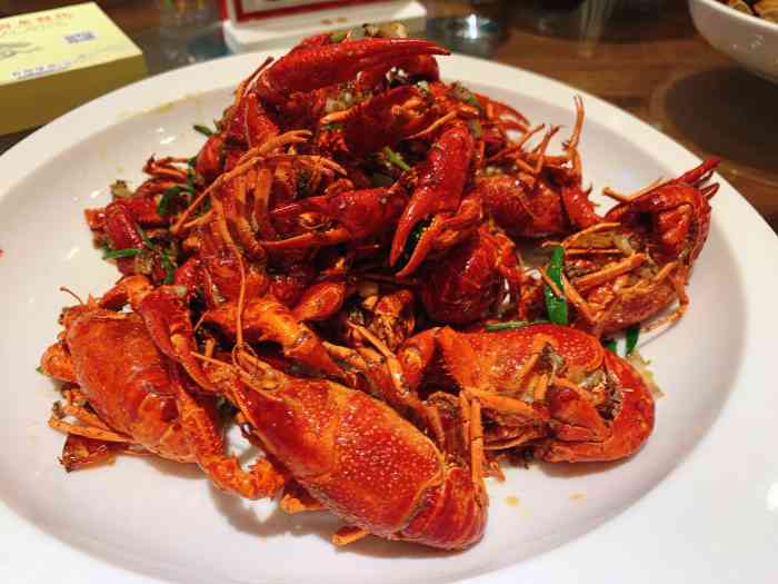 瑞龙龙虾馆(金域蓝湾店)-"芜湖好吃的小龙虾馆子真不多 大众上搜了一.