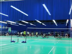 -中地华冠羽毛球俱乐部