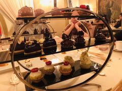 -文艺复兴百货(米兰大教堂广场店)