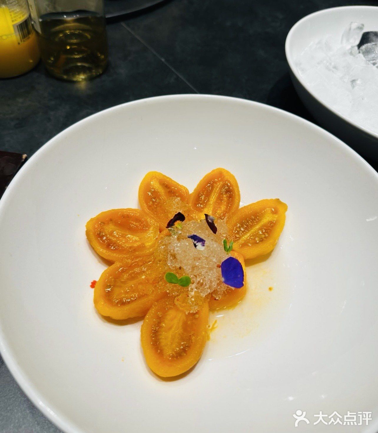 品鉴午间美味佳肴