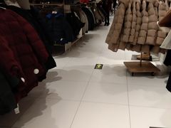 -优衣库(北京万柳华联购物中心店)