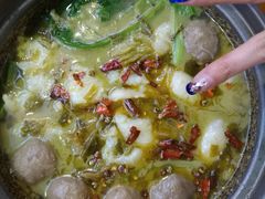 -周鱼小馆石锅酸菜鱼(活力汇店)