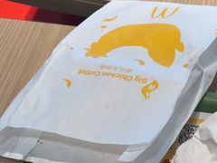 -麦当劳(轻轨曹杨路店)
