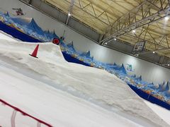 -乔波室内滑雪场